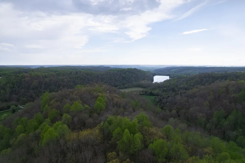 109 Creek Bend Ln Manchester, TN 37355