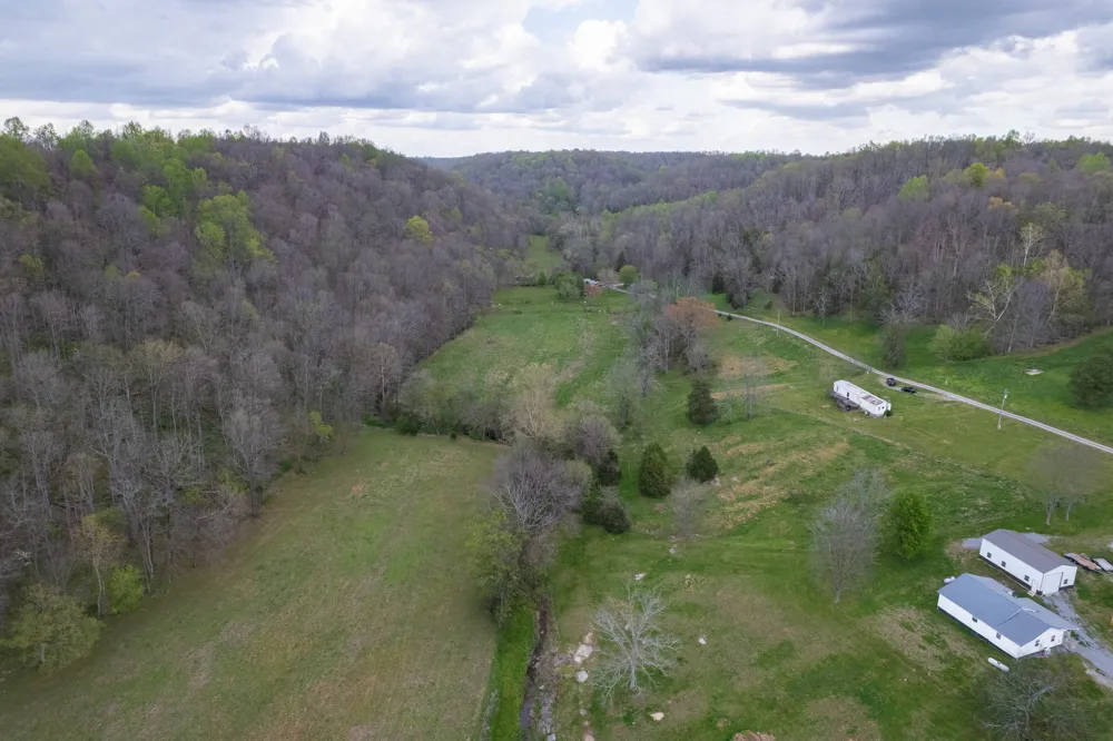 109 Creek Bend Ln Manchester, TN 37355