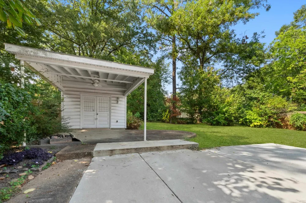 151 N WHITE STATION RD Memphis, TN 38117