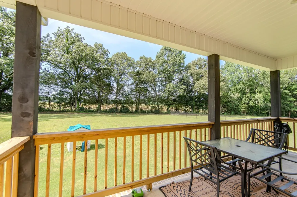 225 CORDOVA CV Savannah, TN 38372