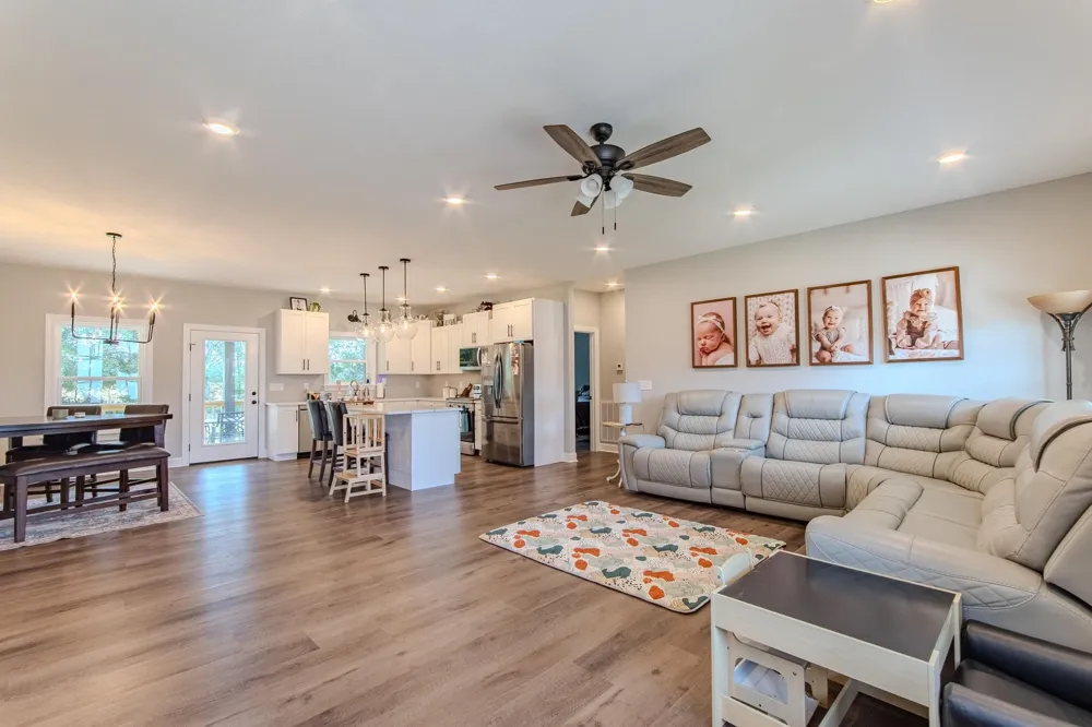 225 CORDOVA CV Savannah, TN 38372