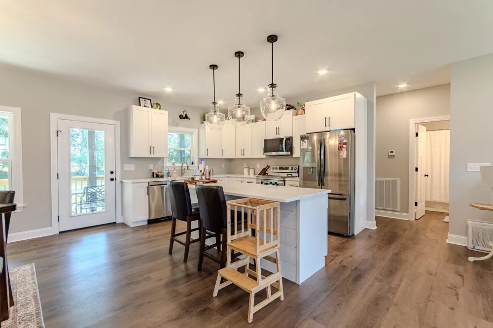 225 CORDOVA CV Savannah, TN 38372