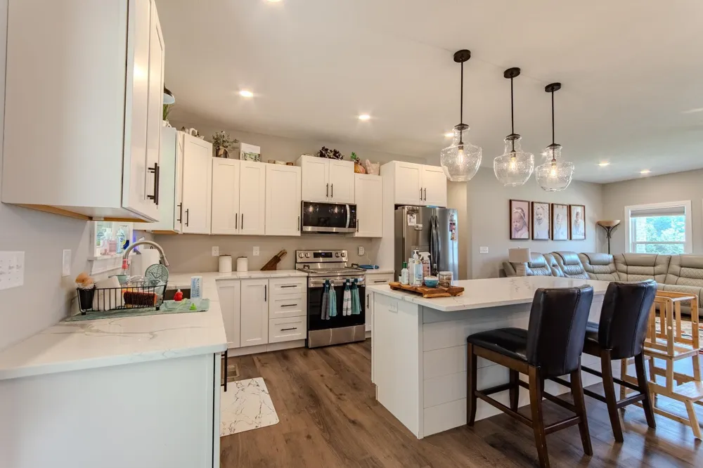 225 CORDOVA CV Savannah, TN 38372
