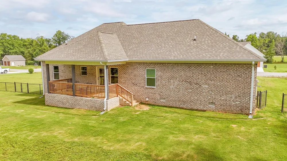 225 CORDOVA CV Savannah, TN 38372
