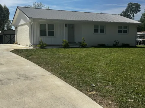 307 Randall St
