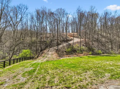 3819 Bear Creek Rd