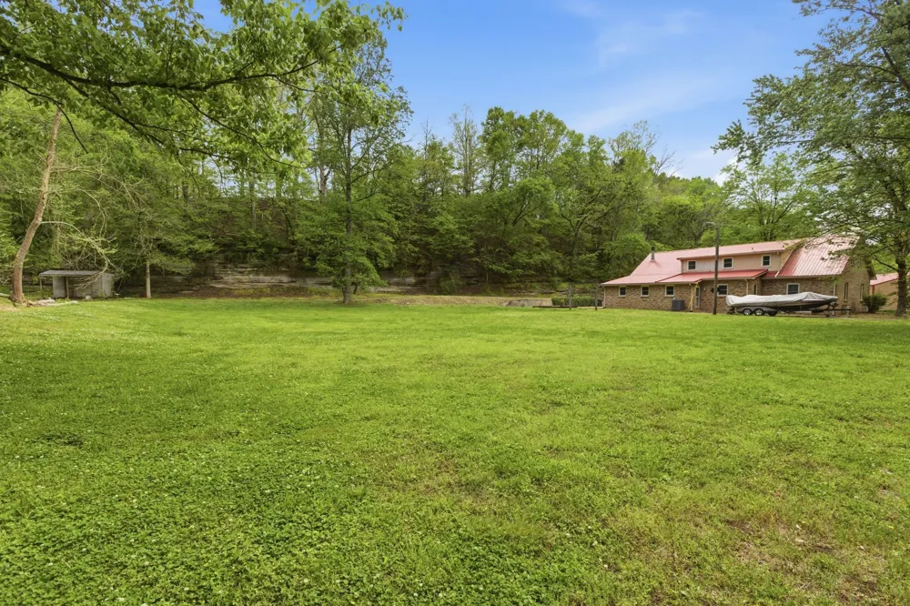 580 Defeated Creek Rd Centerville, TN 37033