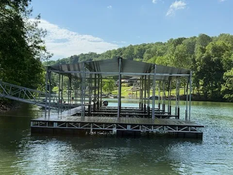 1T Barnes Lane Lynchburg, TN 37352