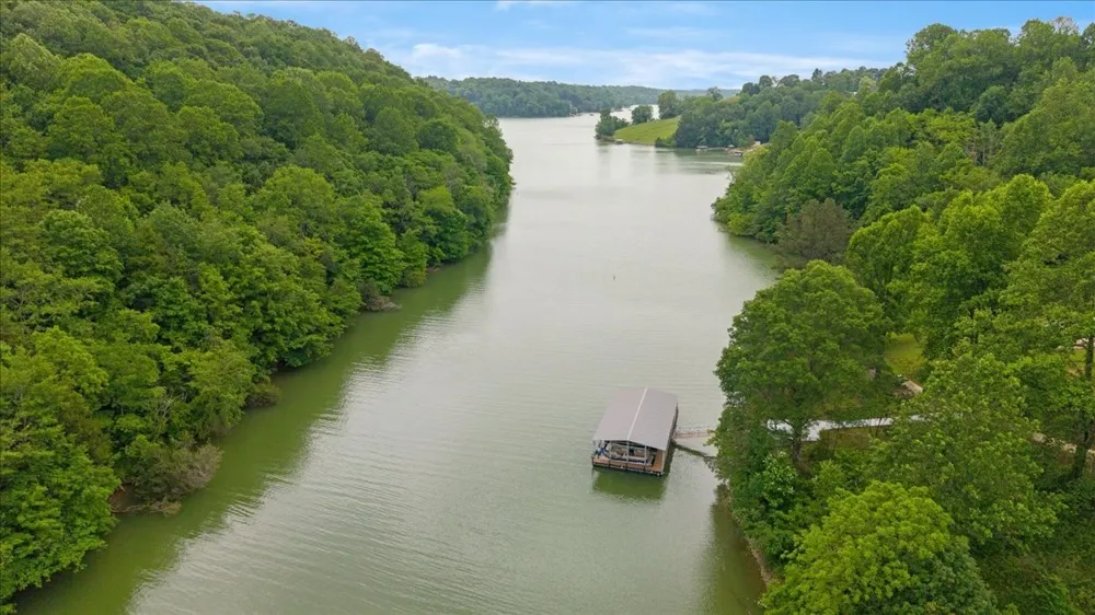 1T Barnes Lane Lynchburg, TN 37352