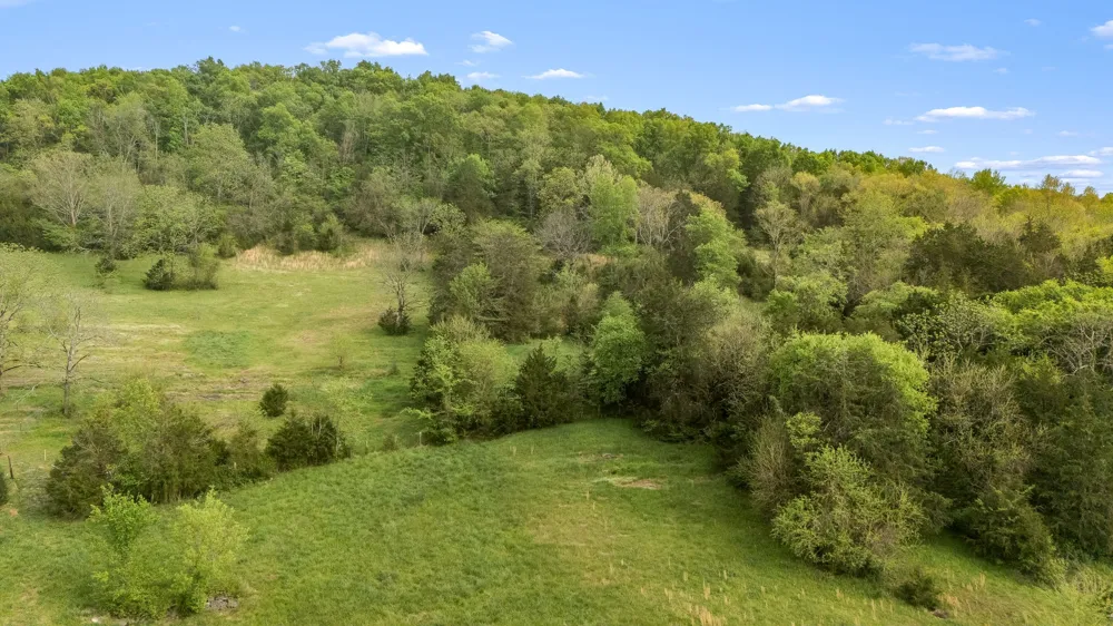 1036 Locke Creek Rd Readyville, TN 37149