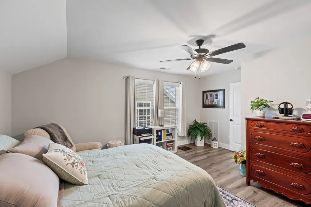 1147 Malinda Ln Greenbrier, TN 37073