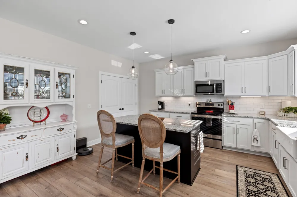 1147 Malinda Ln Greenbrier, TN 37073