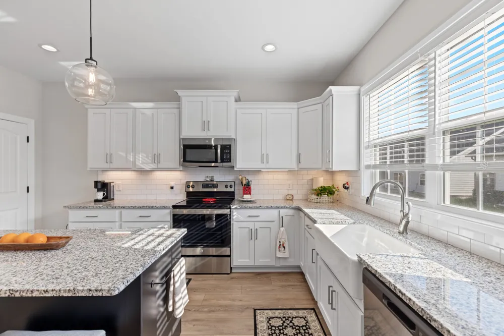 1147 Malinda Ln Greenbrier, TN 37073