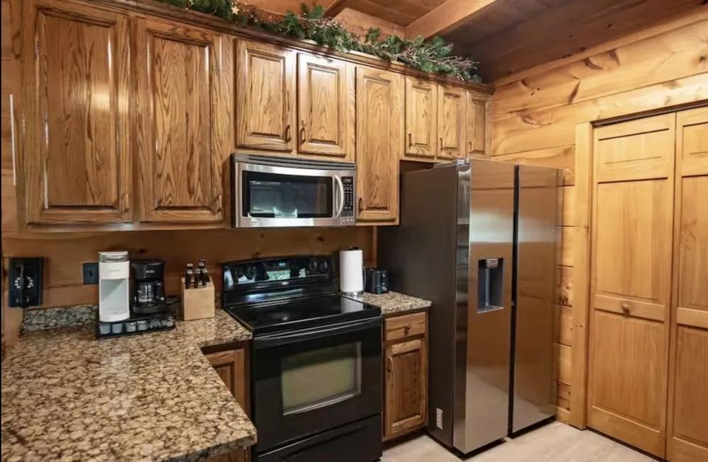298 Eagle Lake Rd Coalmont, TN 37313