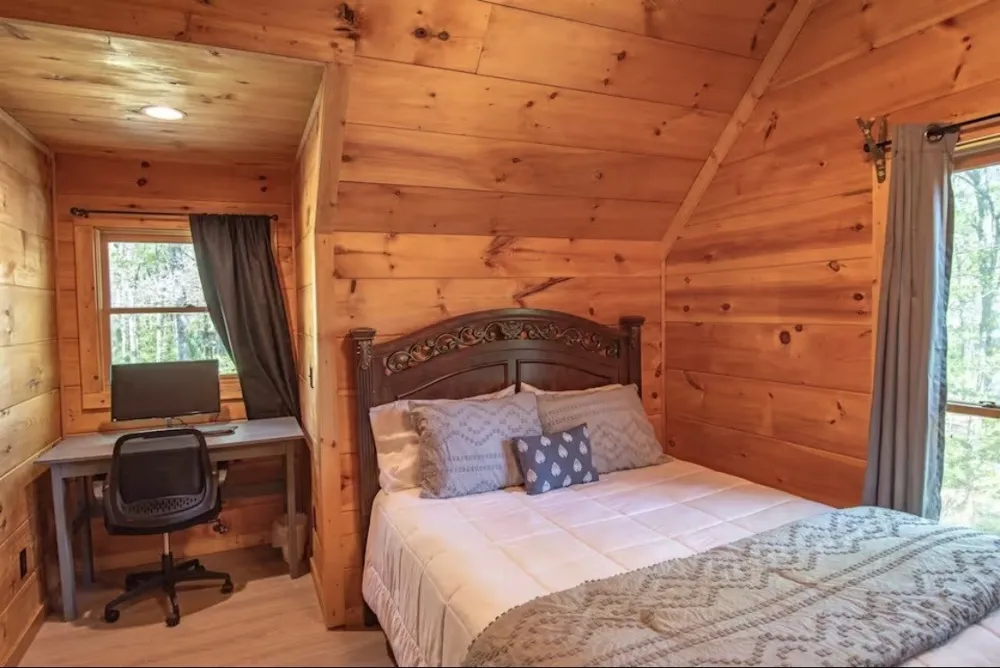 298 Eagle Lake Rd Coalmont, TN 37313
