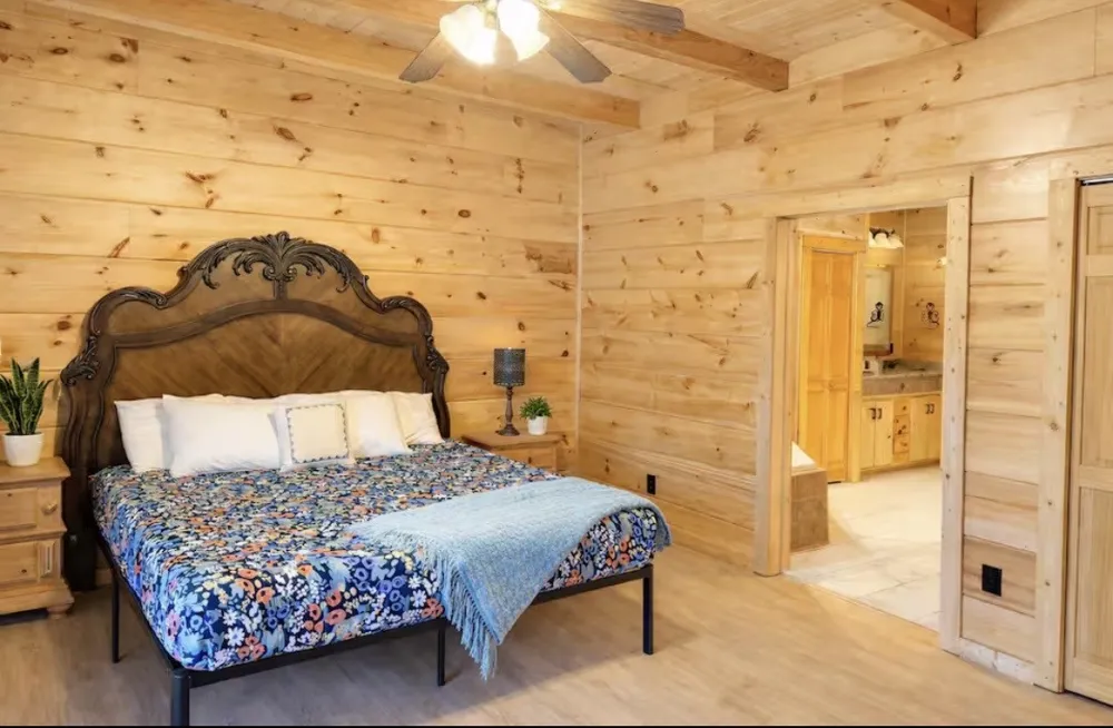 298 Eagle Lake Rd Coalmont, TN 37313