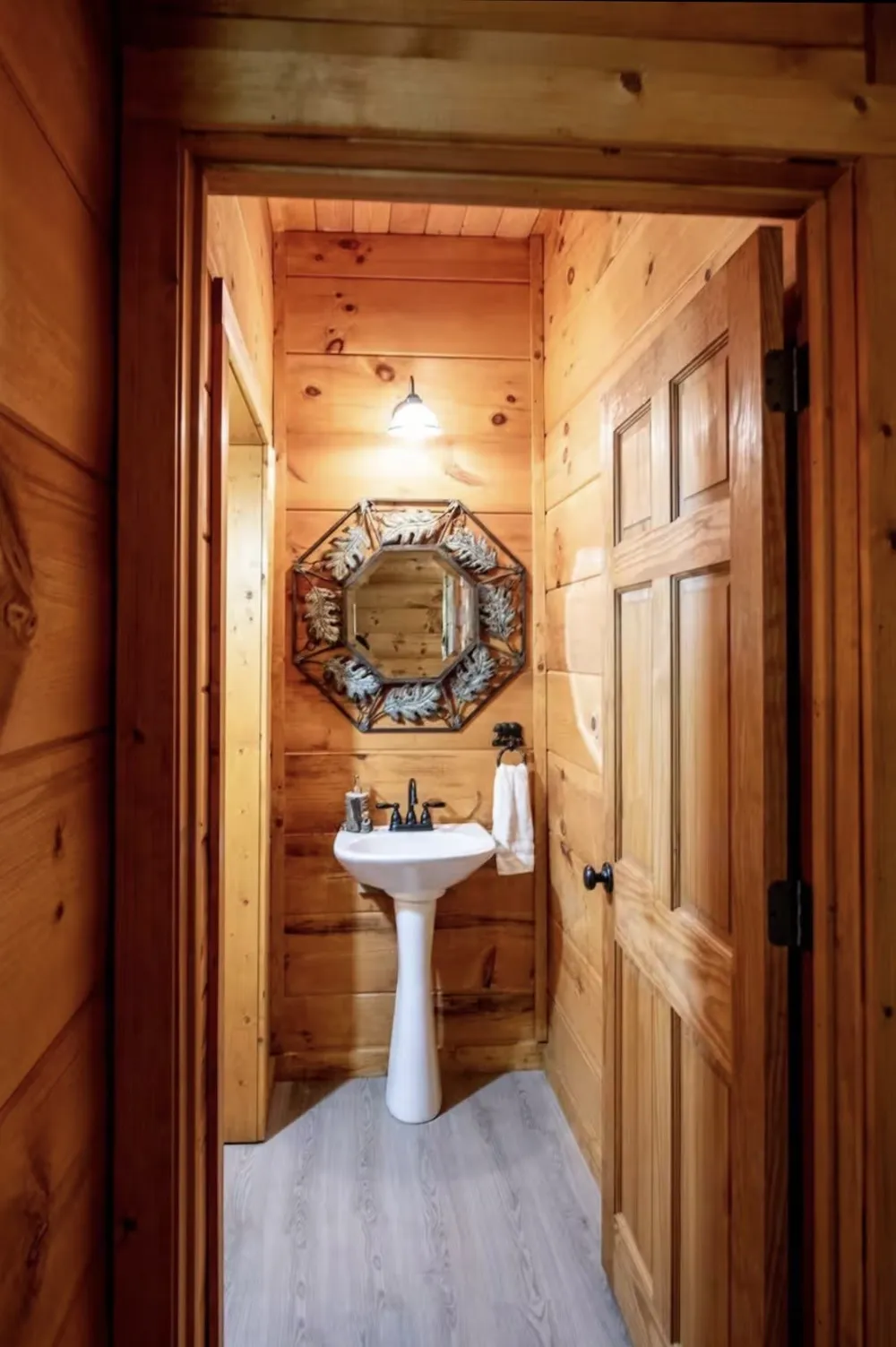 298 Eagle Lake Rd Coalmont, TN 37313