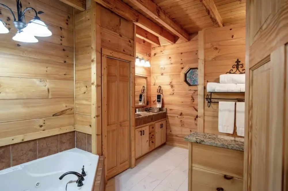 298 Eagle Lake Rd Coalmont, TN 37313