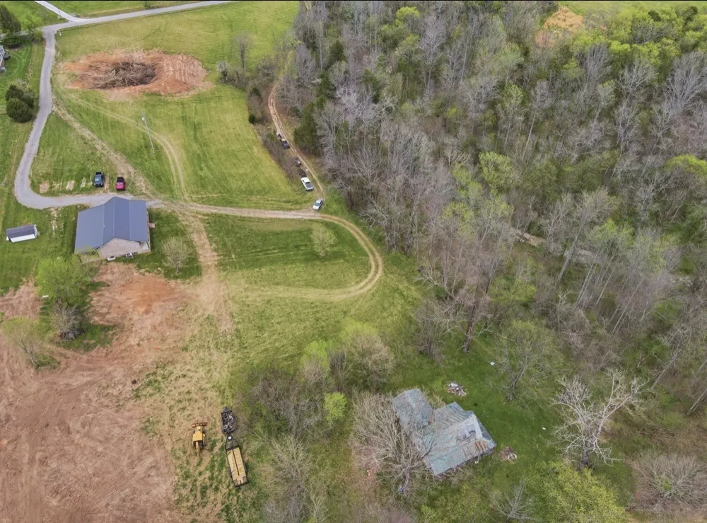 138 Poplar View Ln Huntland, TN 37345