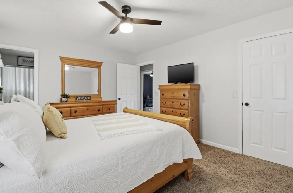 138 Poplar View Ln Huntland, TN 37345