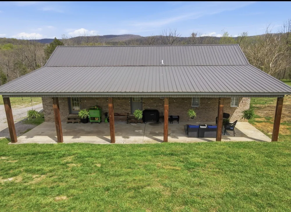 138 Poplar View Ln Huntland, TN 37345