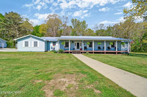220 Old Gatewood Ford Rd