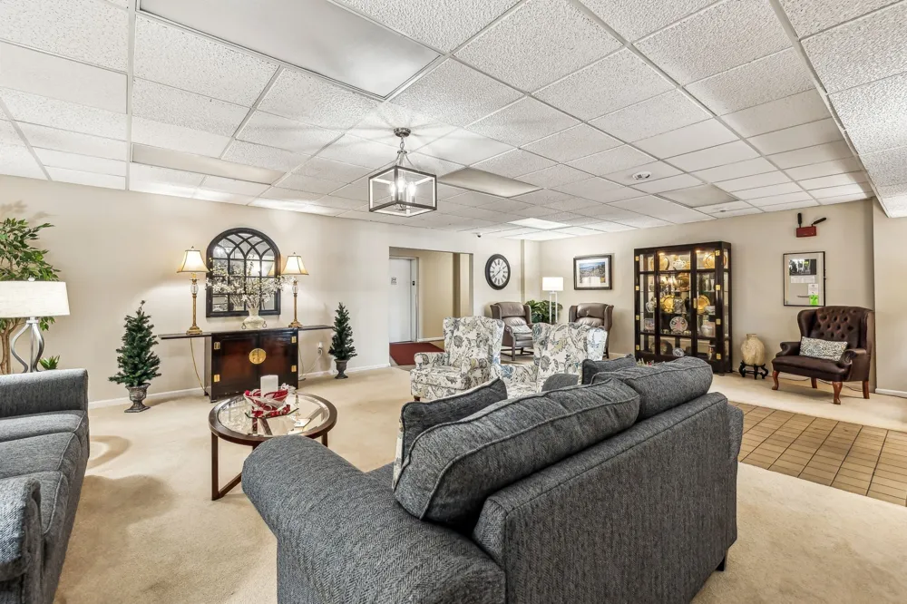 200 Sanders Ferry Rd #1210 Hendersonville, TN 37075