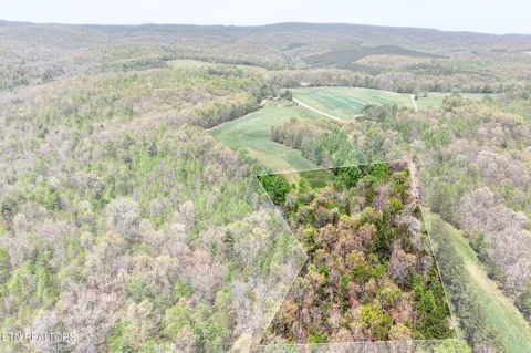 4 Smith Mountain Rd