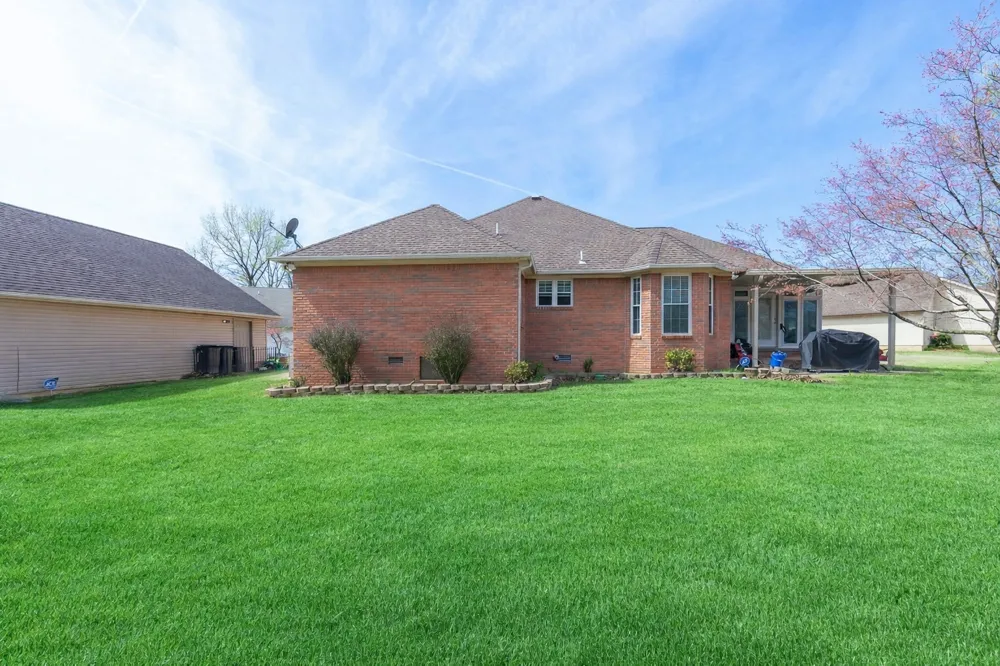 248 Delta Pine Ave Dyersburg, TN 38024