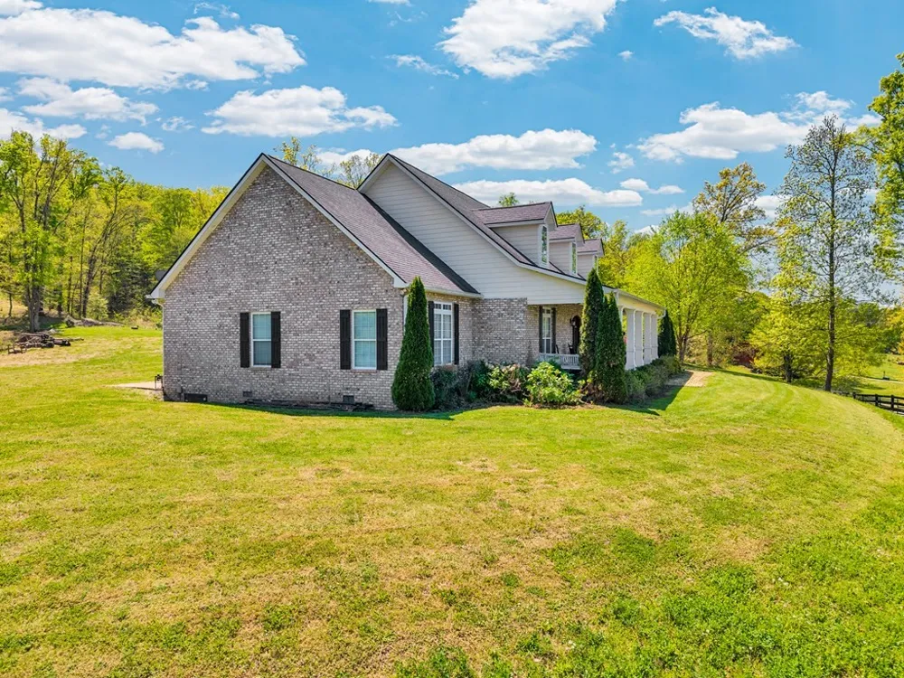 3631 Louisville Rd Louisville, TN 37777