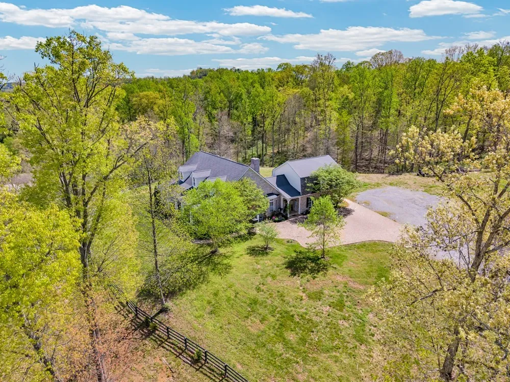 3631 Louisville Rd Louisville, TN 37777