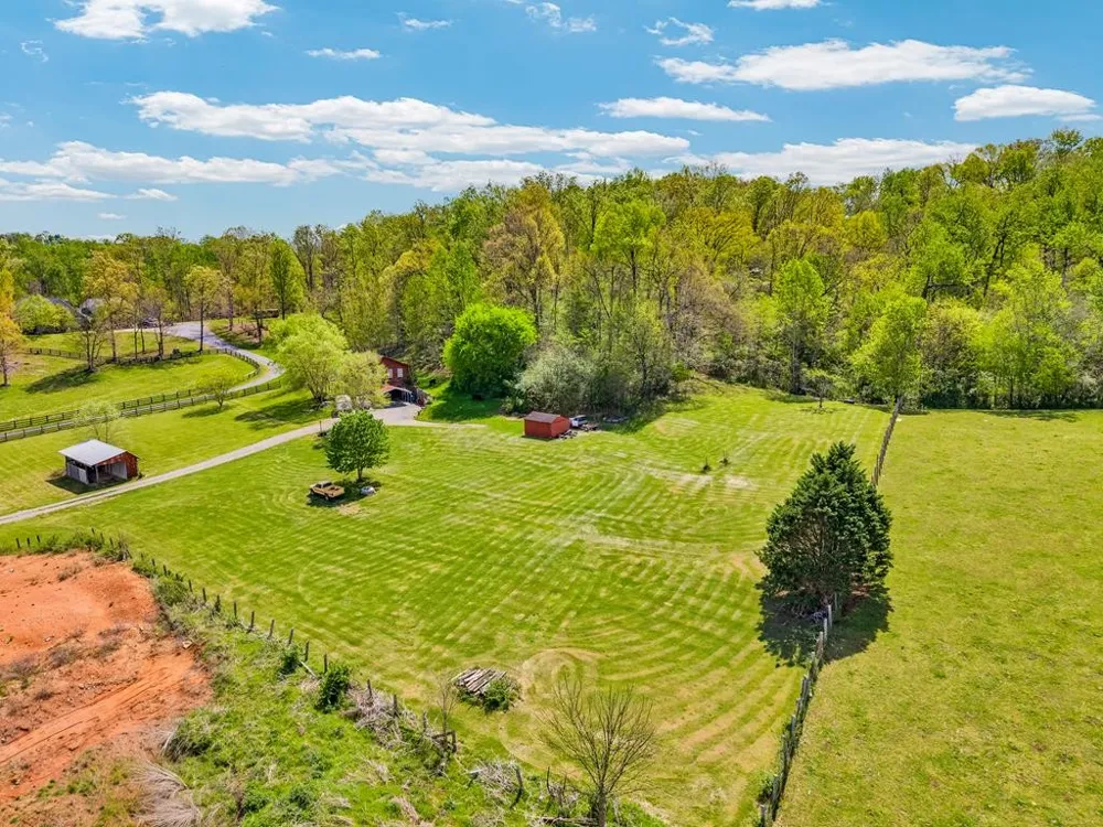 36313635 Louisville Rd Louisville, TN 37777