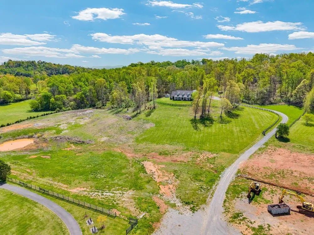 36313635 Louisville Rd Louisville, TN 37777