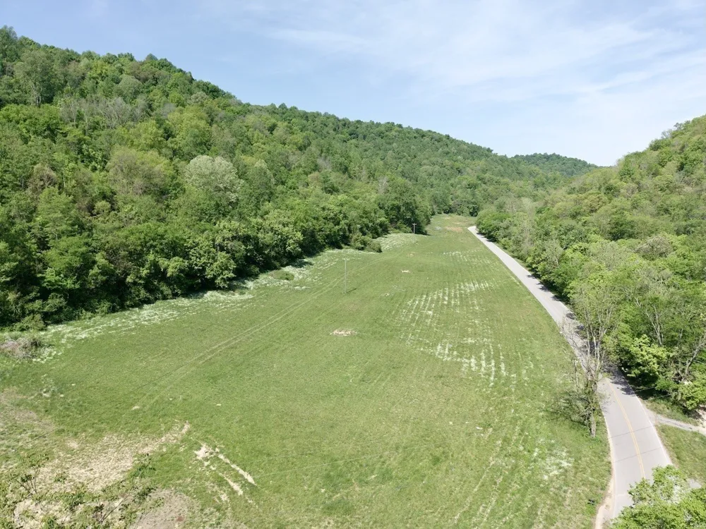 4 Big Hill Rd Liberty, TN 37095