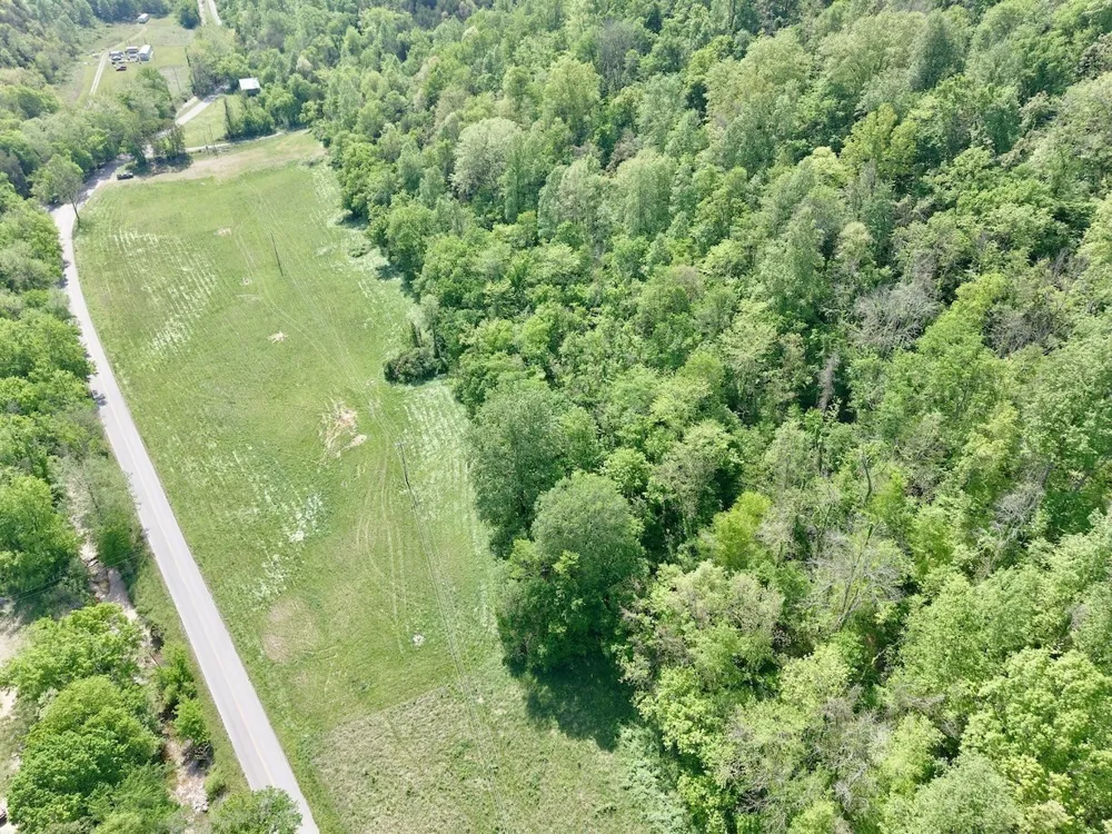 4 Big Hill Rd Liberty, TN 37095