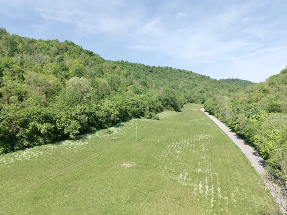 2 Big Hill Rd Liberty, TN 37095