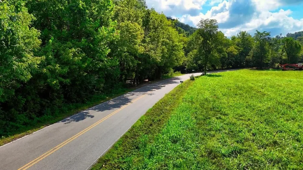 2 Big Hill Rd Liberty, TN 37095