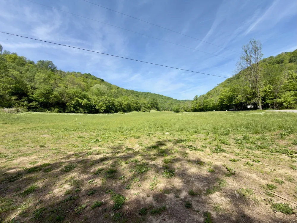 2 Big Hill Rd Liberty, TN 37095