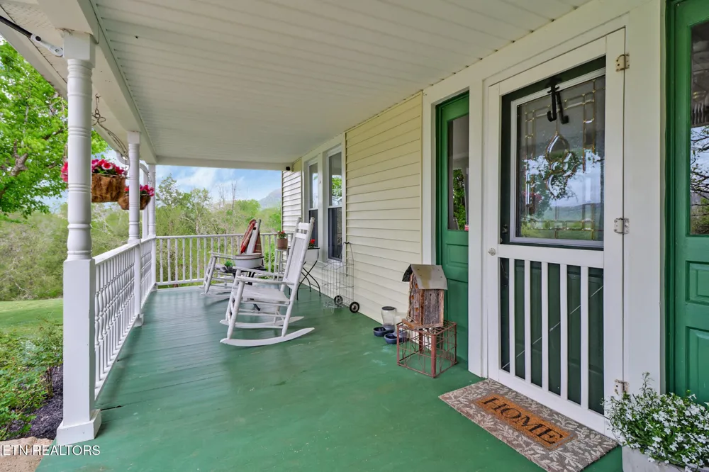 9988 Upper East Valley Rd Pikeville, TN 37367