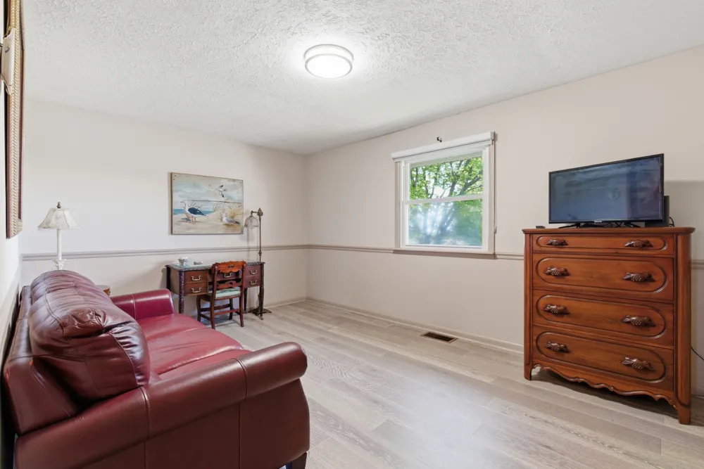 5843 Highway 41 Cedar Hill, TN 37032