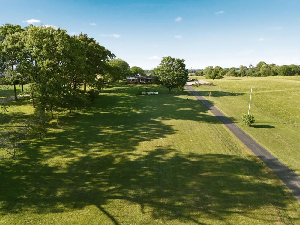 5843 Highway 41 Cedar Hill, TN 37032
