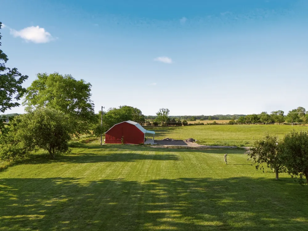5843 Highway 41 Cedar Hill, TN 37032