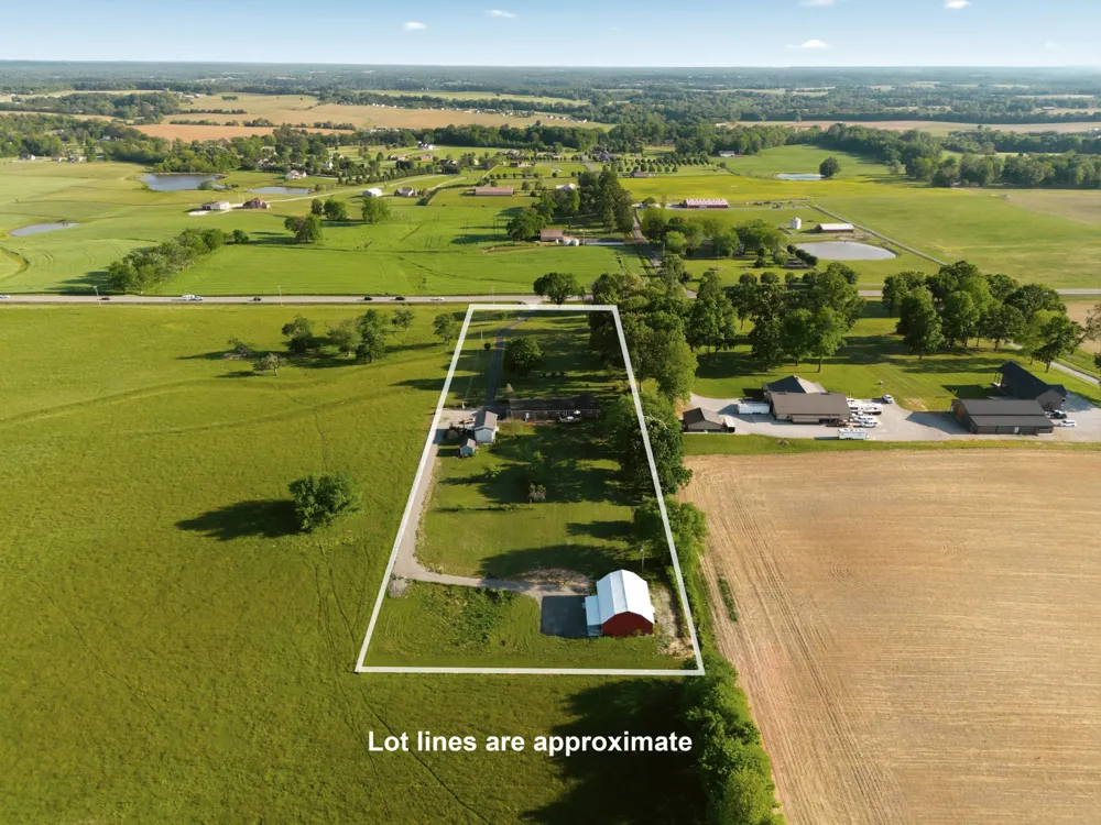 5843 Highway 41 Cedar Hill, TN 37032