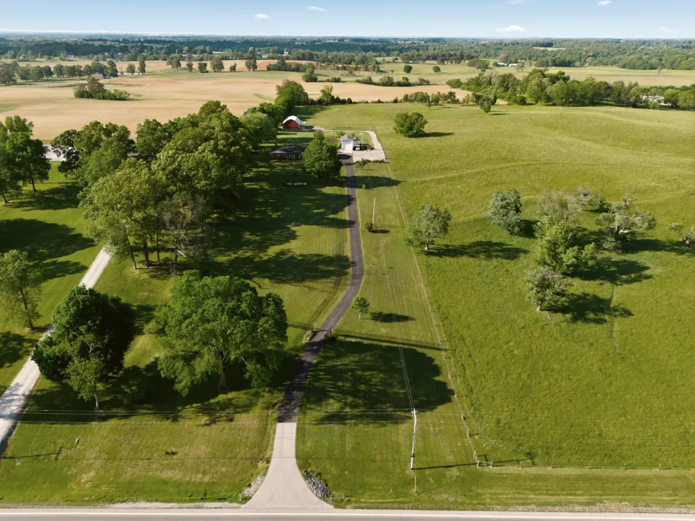 5843 Highway 41 Cedar Hill, TN 37032