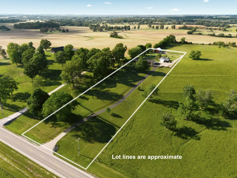 5843 Highway 41 Cedar Hill, TN 37032