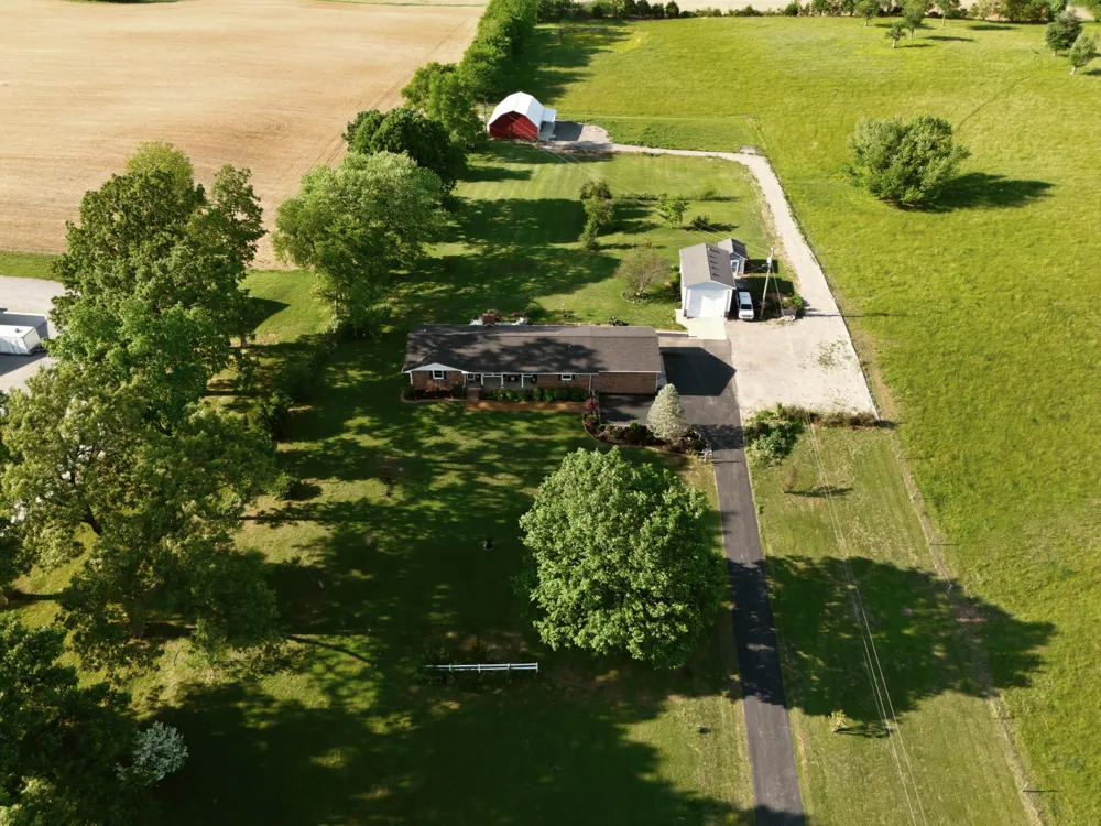 5843 Highway 41 Cedar Hill, TN 37032