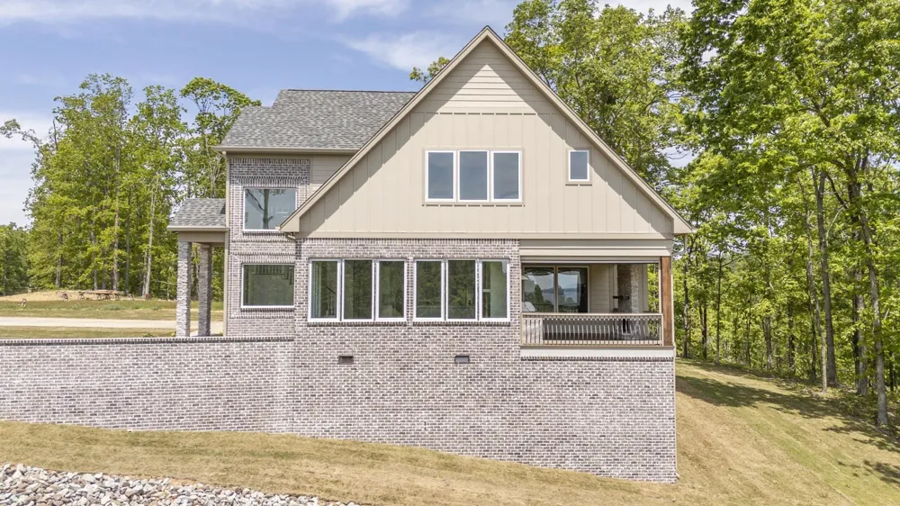 205 PIONEER TRL Savannah, TN 38372