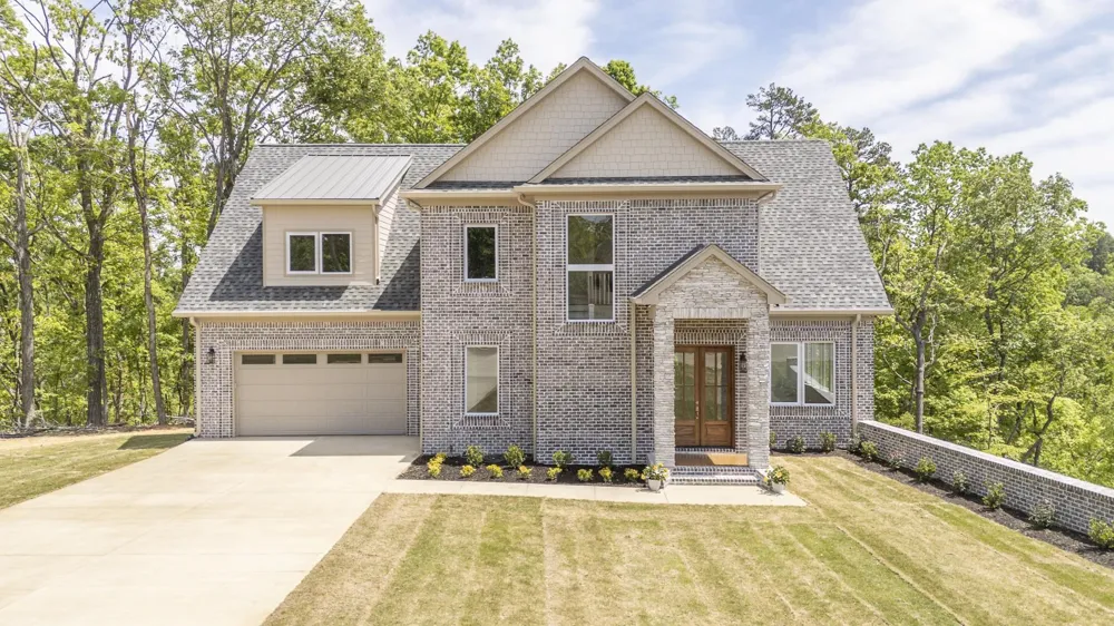 205 PIONEER TRL Savannah, TN 38372