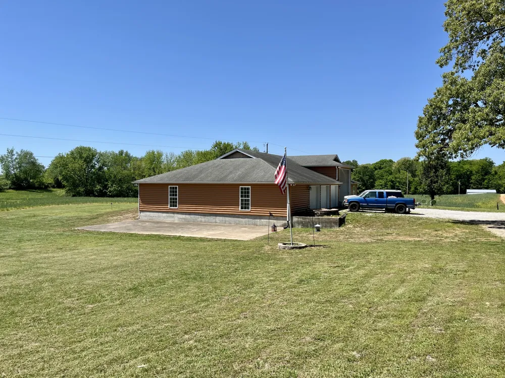 6026 Buzzard Creek Rd Cedar Hill, TN 37032