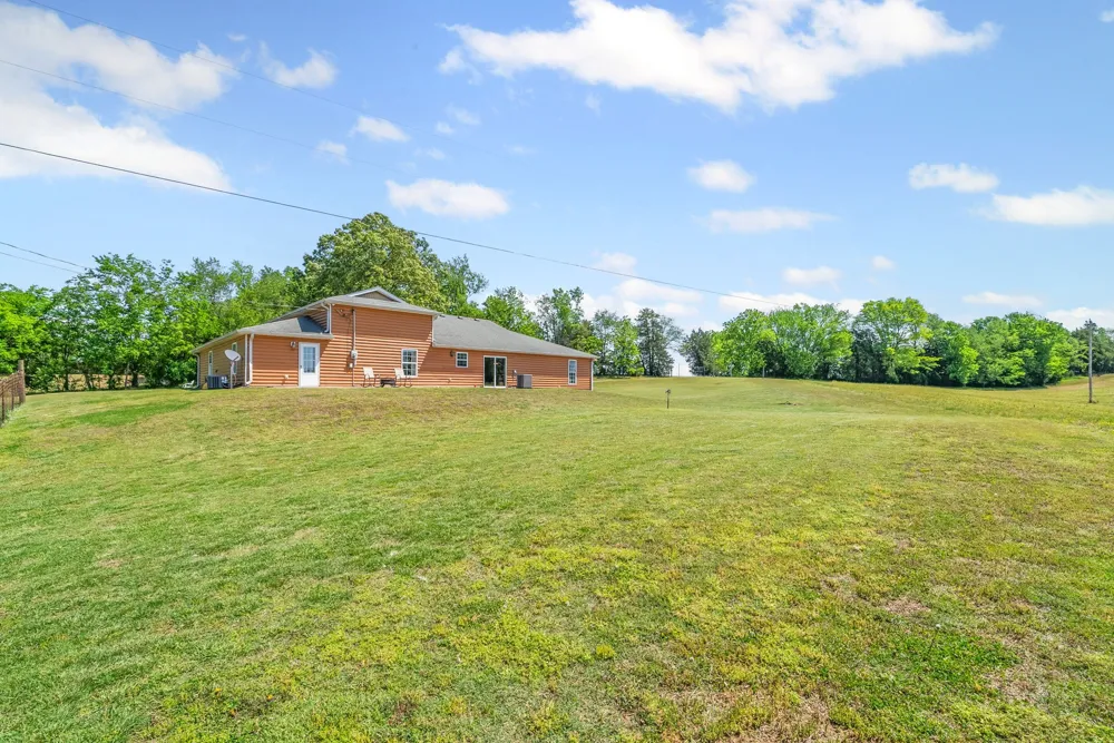 6026 Buzzard Creek Rd Cedar Hill, TN 37032